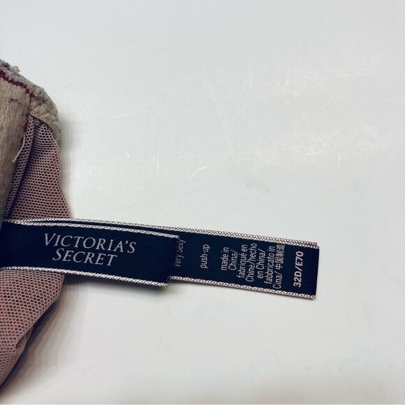 Victoria's Secret Very Sexy Push Up Bra Lace Front Closure Size 32D Pink Lace up - Picture 9 of 10